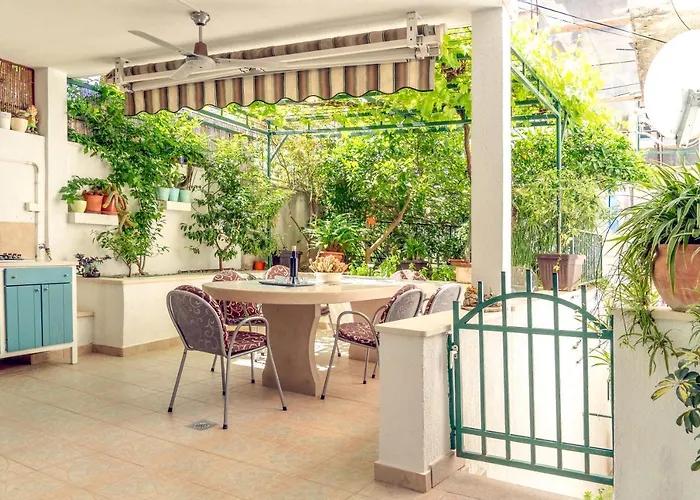 Comfort Dorin Daire Makarska