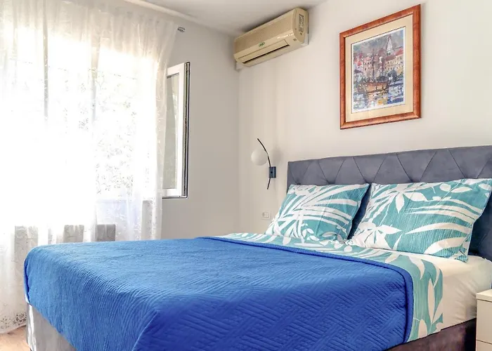 Апартаменти Comfort Dorin *